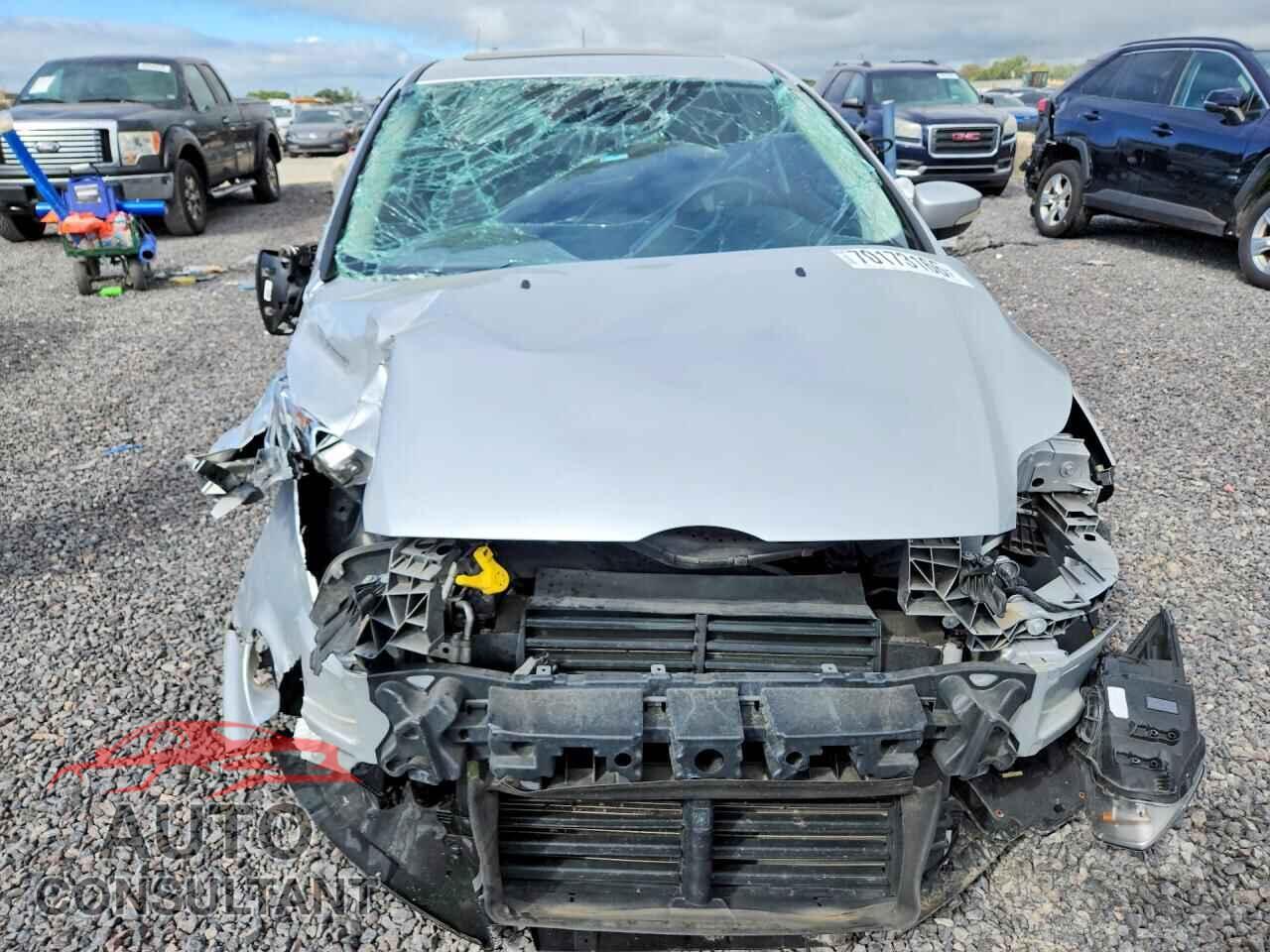 FORD FOCUS 2013 - 1FADP3F2XDL138985