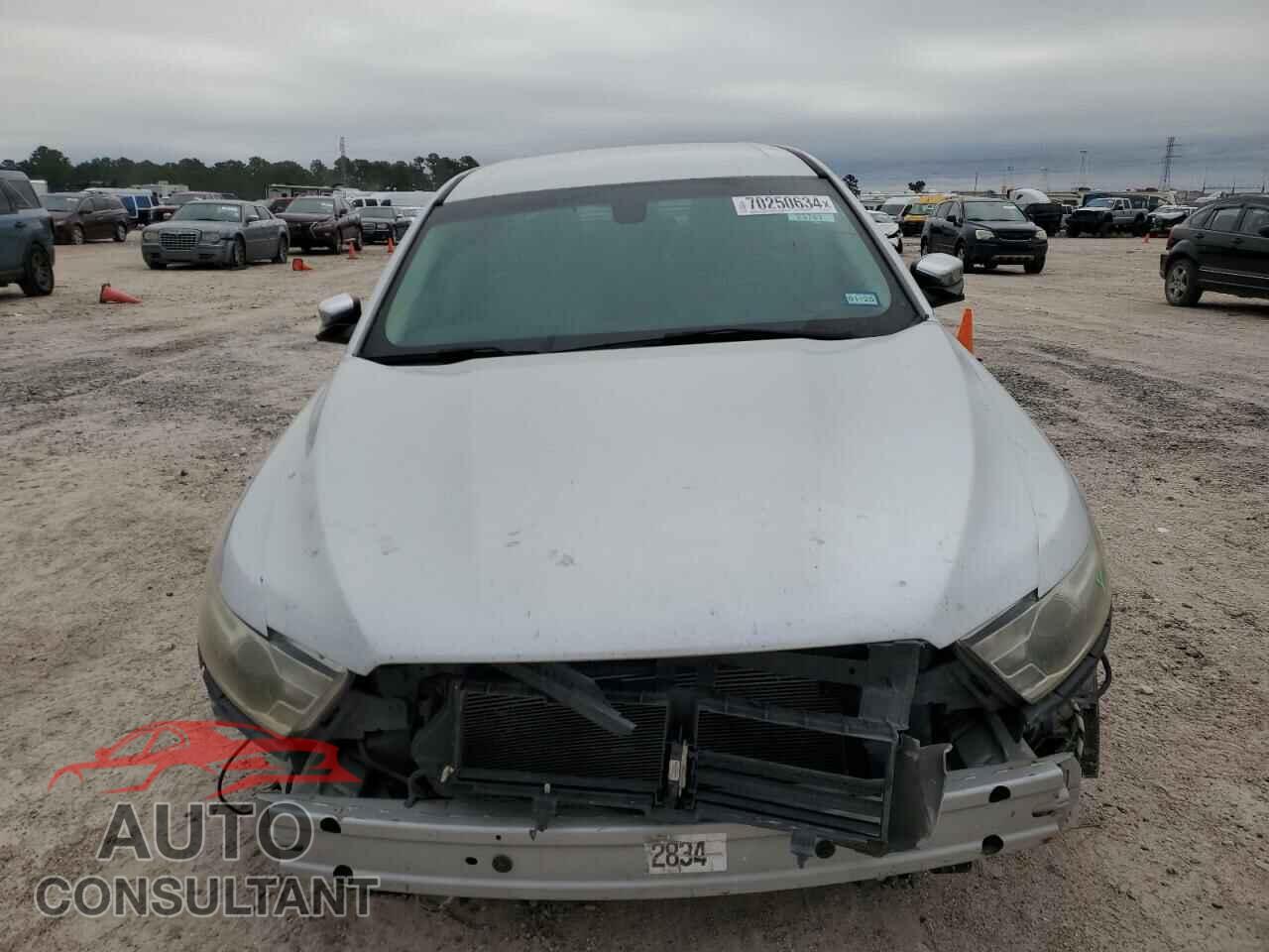 FORD TAURUS 2015 - 1FAHP2F81FG102579