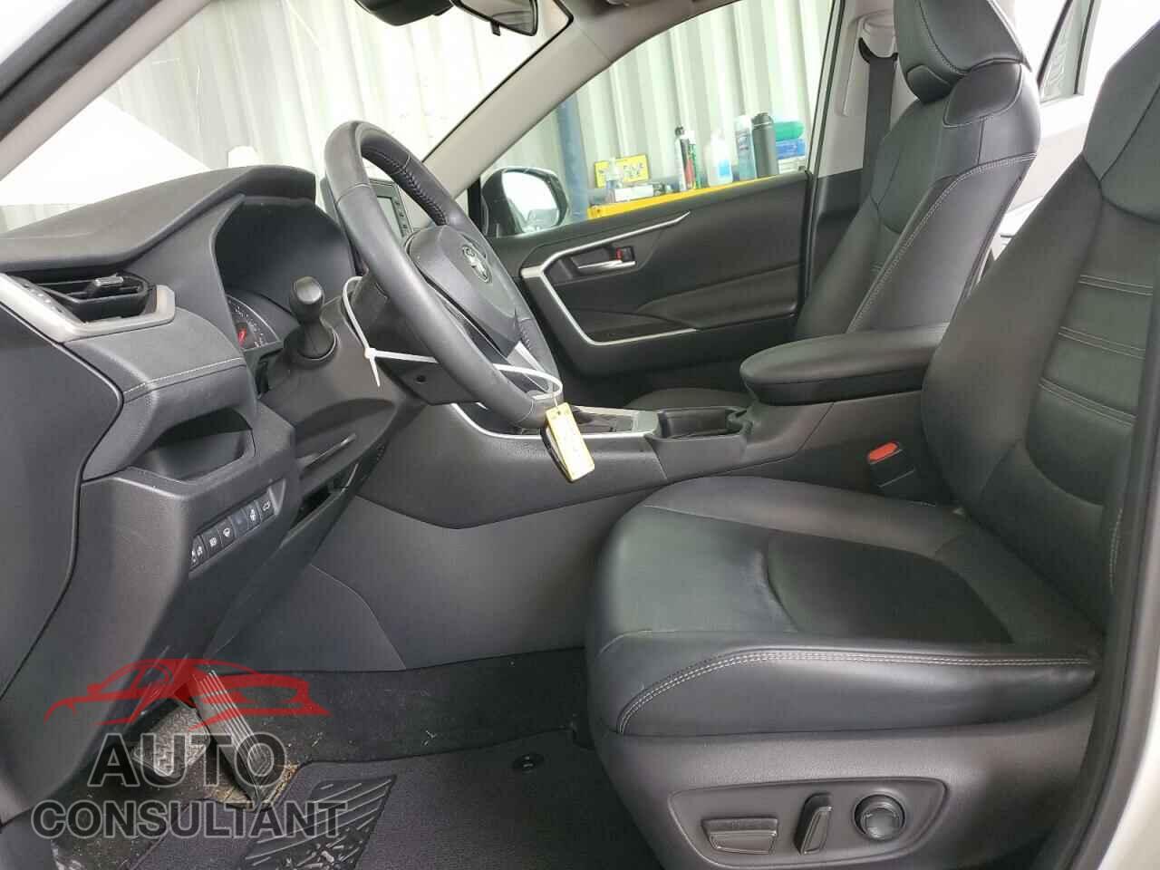 TOYOTA RAV4 2020 - JTMC1RFV8LD046349