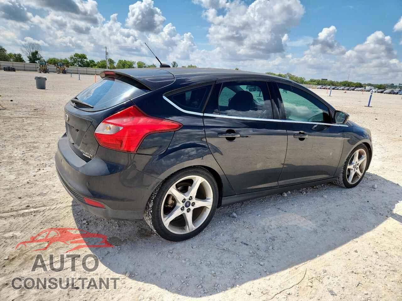 FORD FOCUS 2014 - 1FADP3N25EL196392