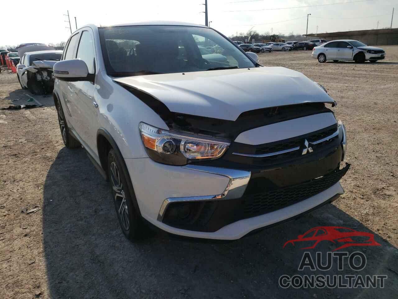 MITSUBISHI OUTLANDER 2018 - JA4AP3AU5JU025189