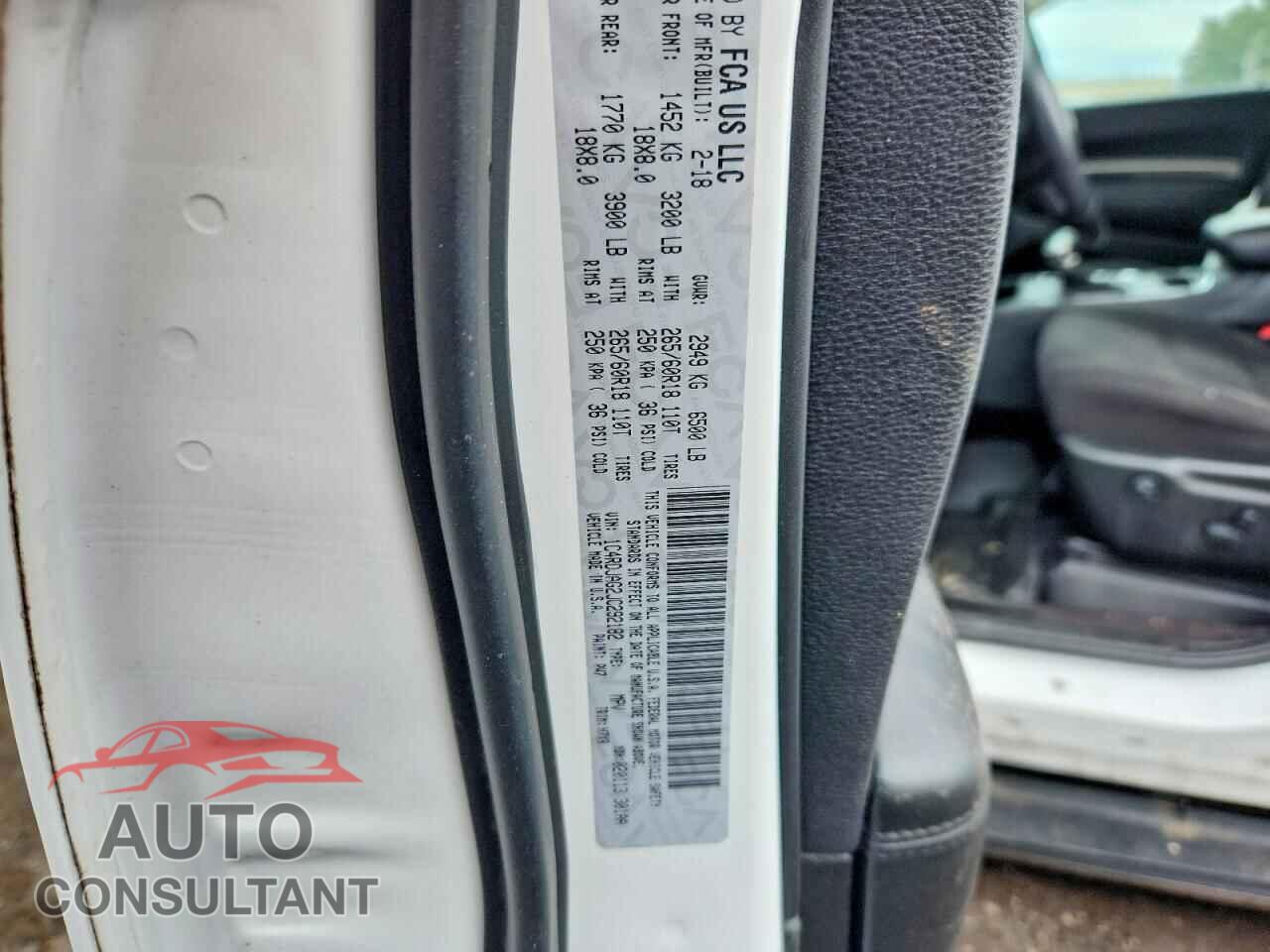 DODGE DURANGO 2018 - 1C4RDJAG2JC292182