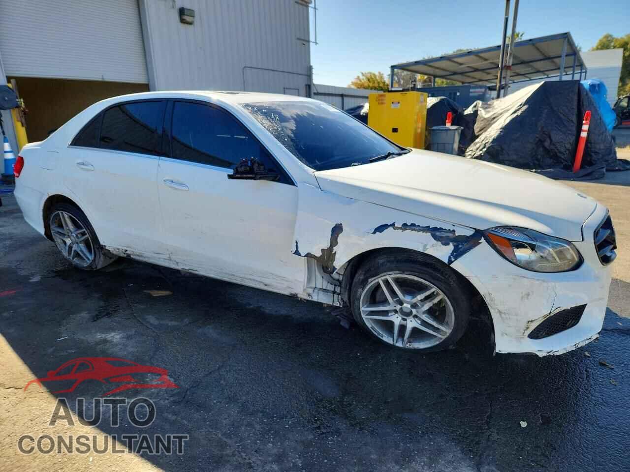 MERCEDES-BENZ E-CLASS 2016 - WDDHF5KB0GB240568