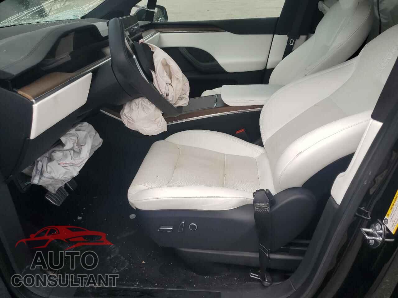 TESLA MODEL X 2023 - 7SAXCBE55PF367237
