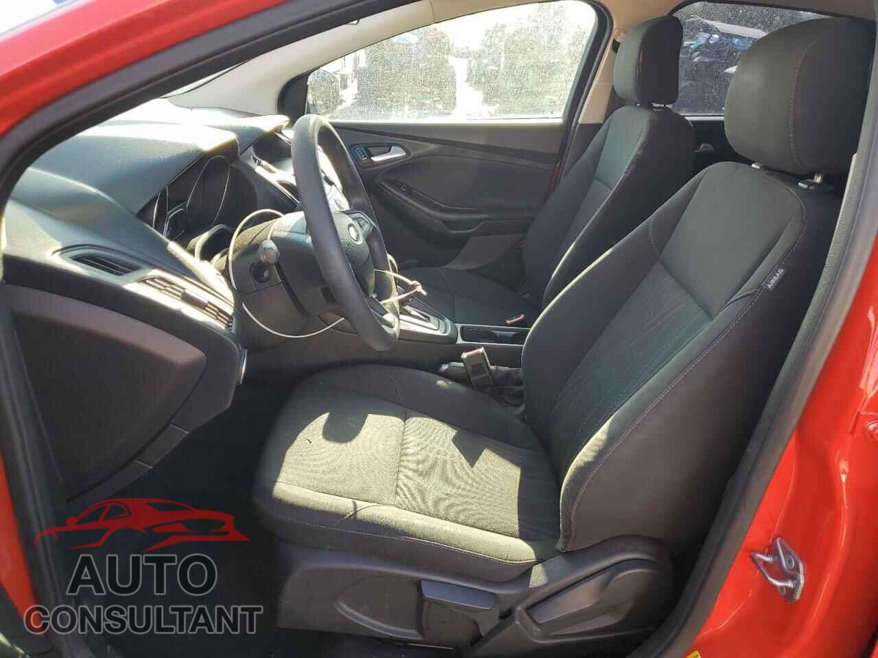 FORD FOCUS 2016 - 1FADP3F21GL212931