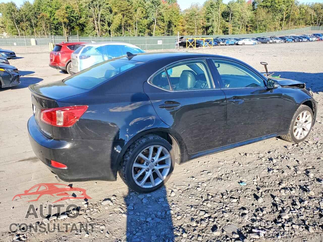 LEXUS IS 2011 - JTHCF5C24B5048126