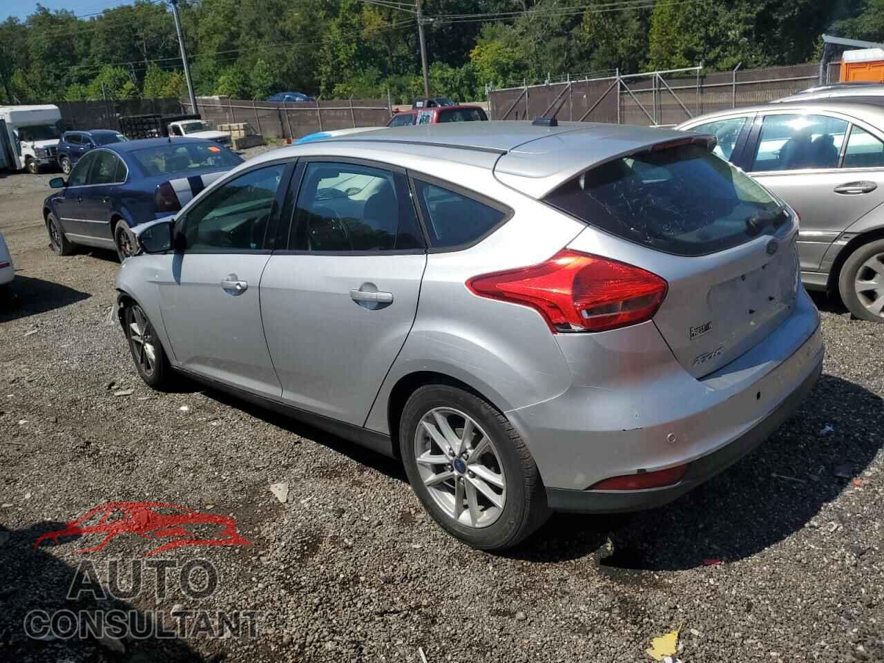 FORD FOCUS 2015 - 1FADP3K26FL366359