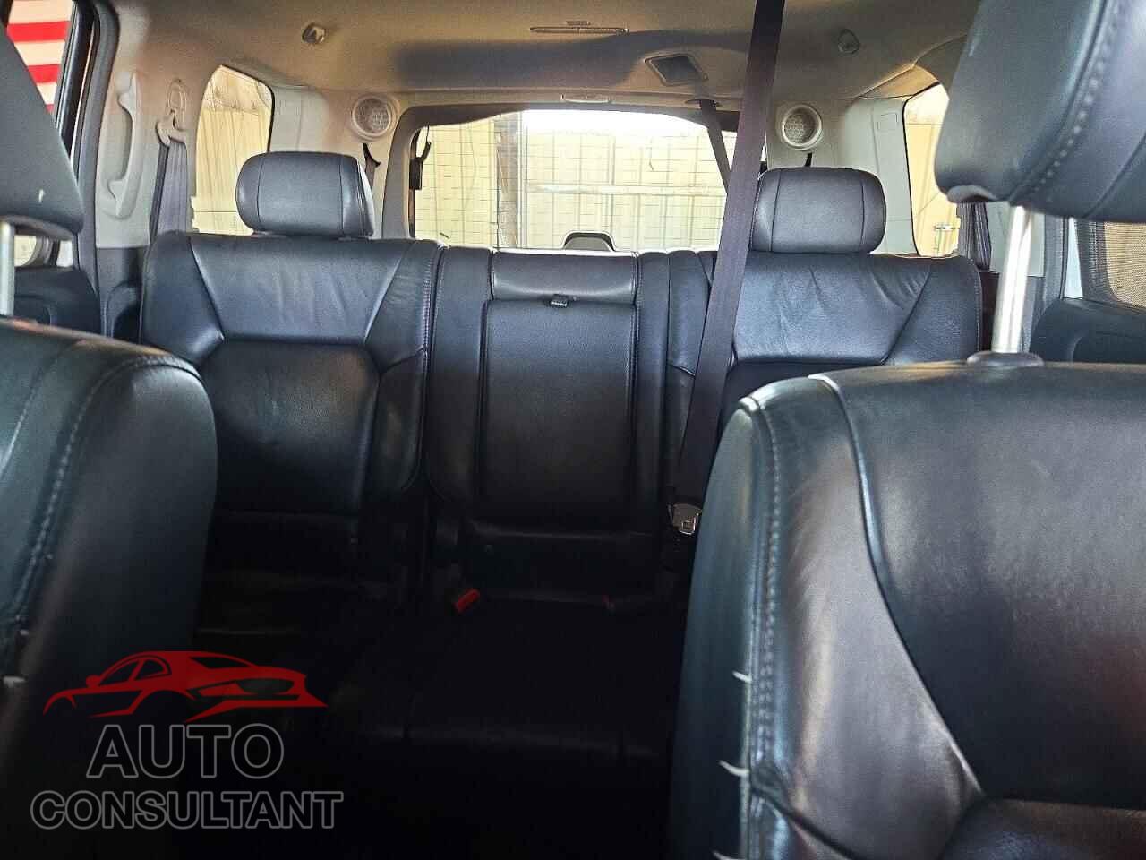 HONDA PILOT 2011 - 5FNYF4H95BB078189