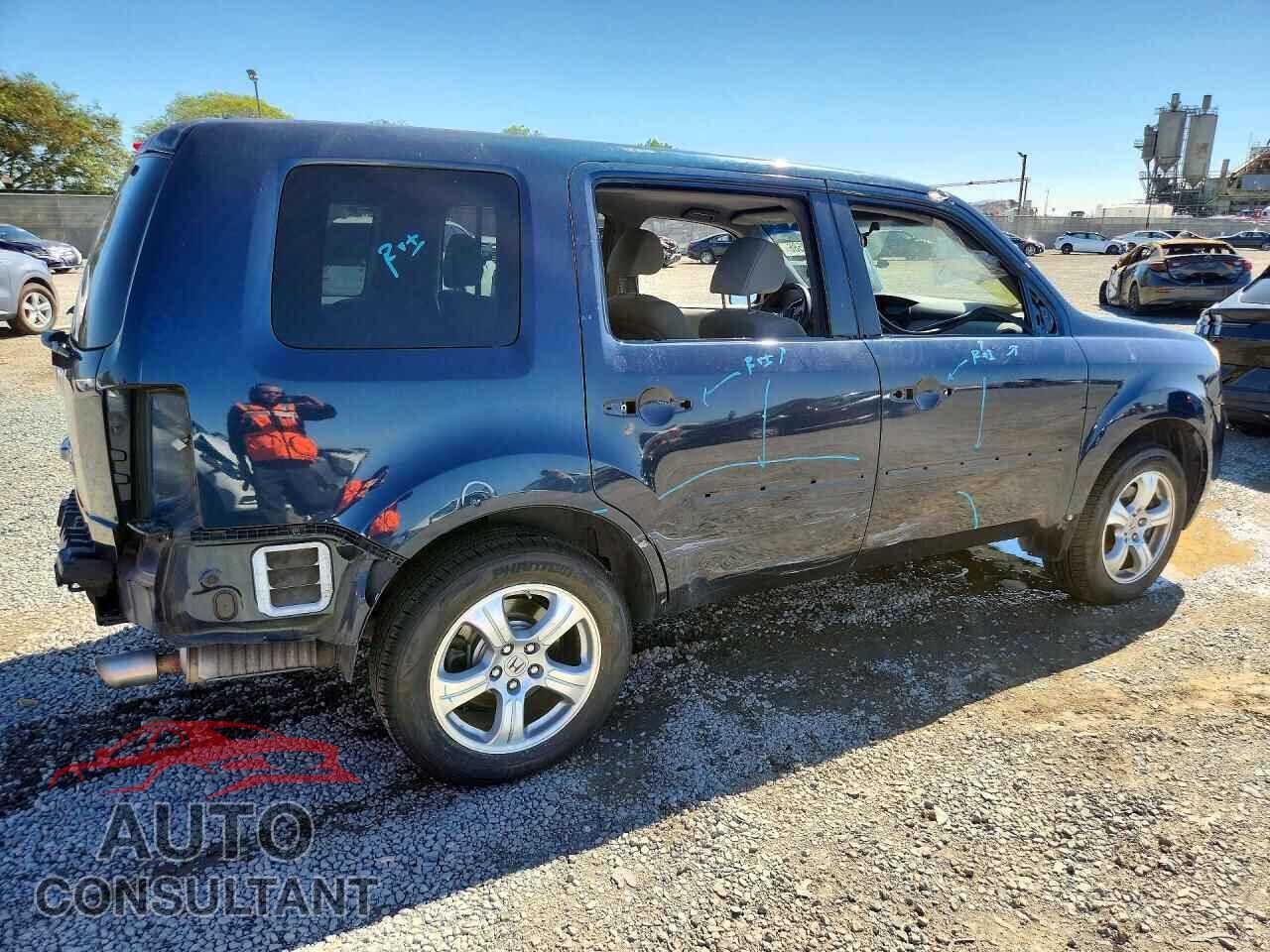 HONDA PILOT 2012 - 5FNYF3H49CB002734