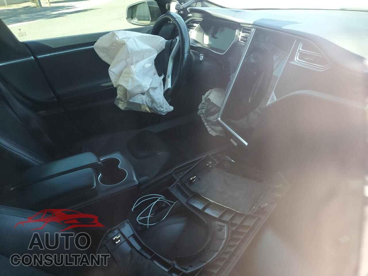 TESLA MODEL S 2016 - 5YJSA1E17GF166833