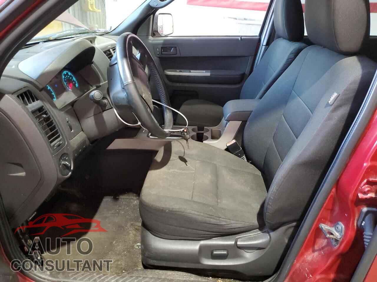 FORD ESCAPE 2010 - 1FMCU0D73AKA62602