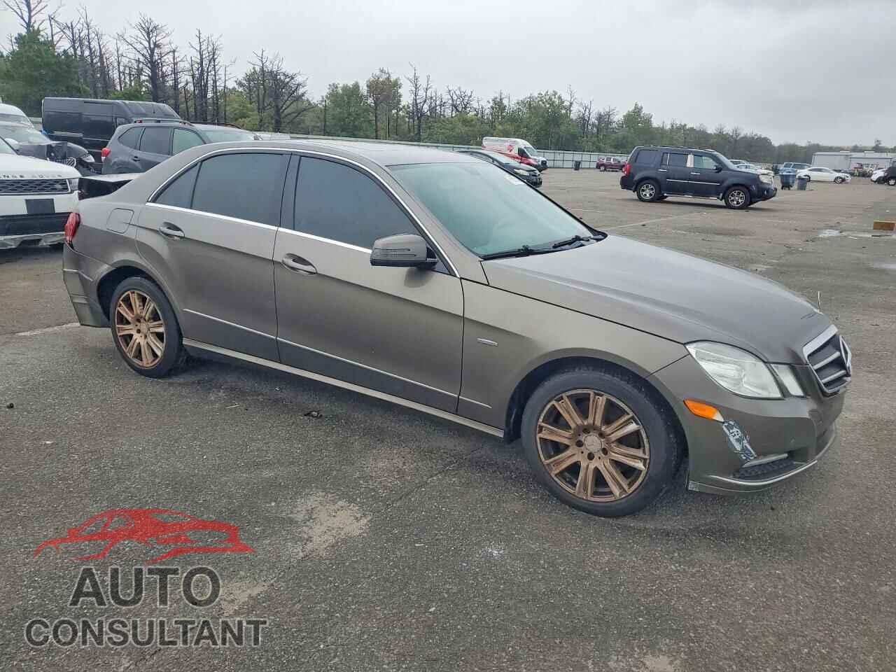 MERCEDES-BENZ E-CLASS 2012 - WDDHF8JB1CA535987