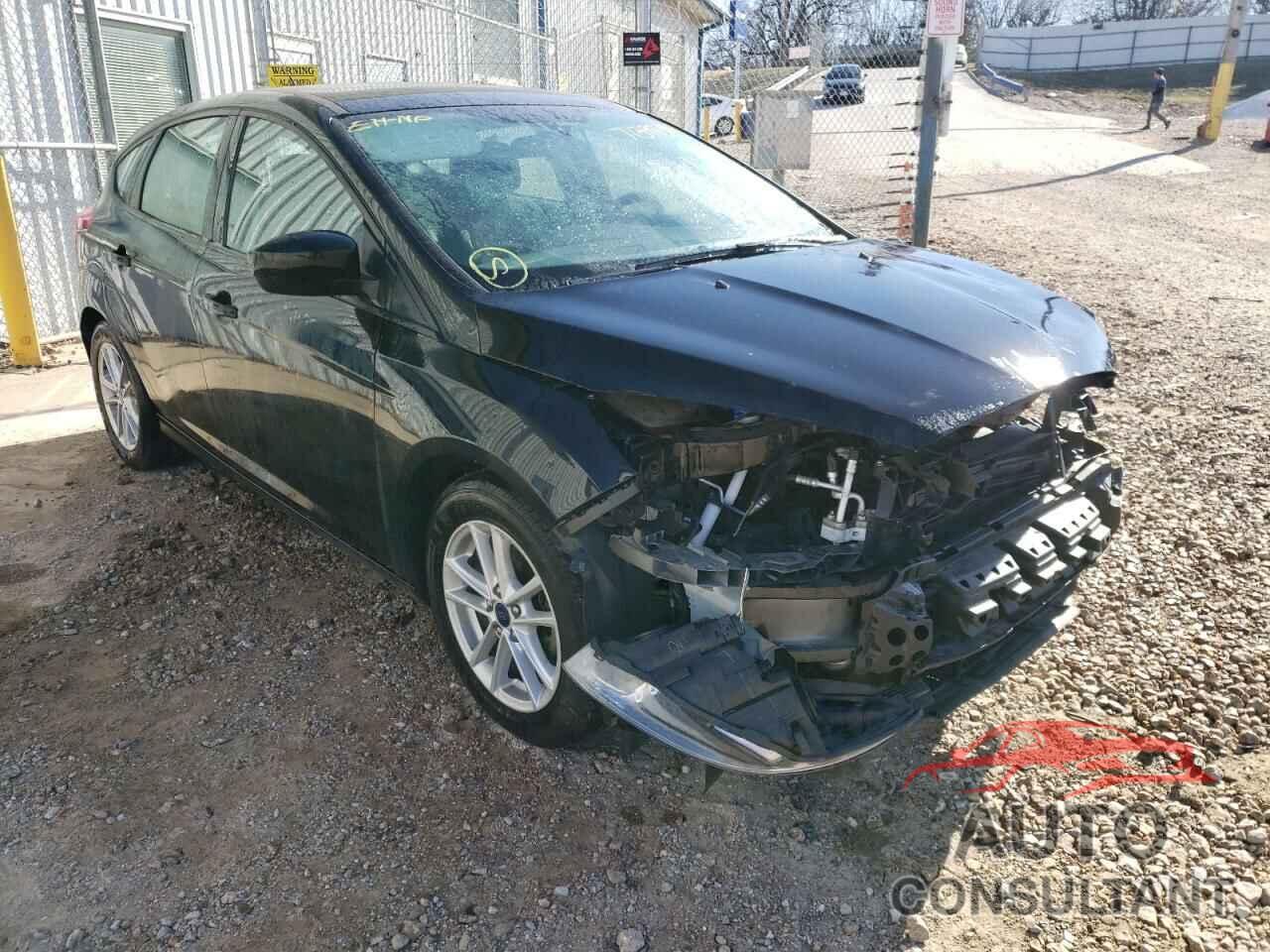 FORD FOCUS 2018 - 1FADP3K2XJL303144