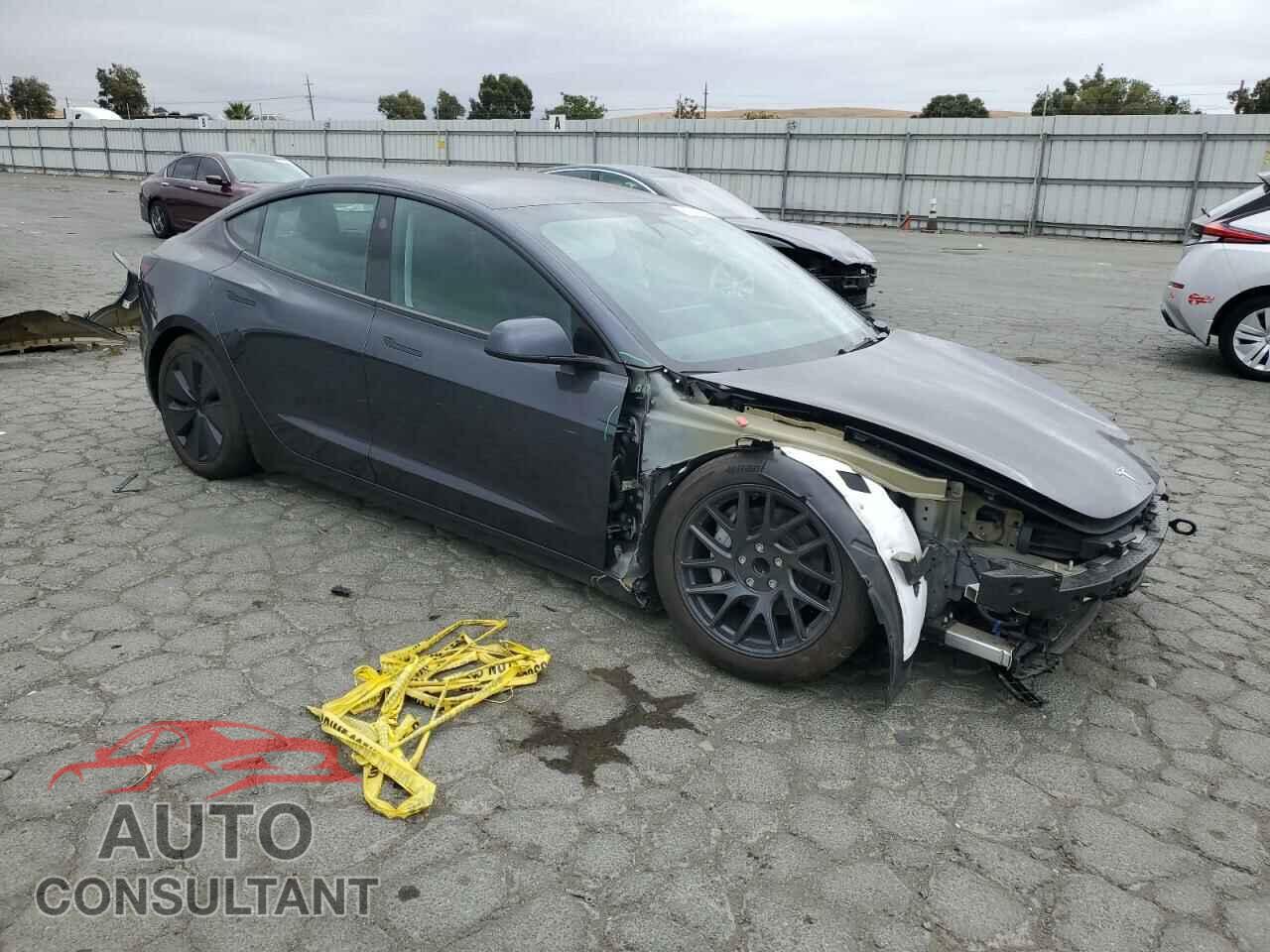 TESLA MODEL 3 2024 - 5YJ3E1EA6RF784057