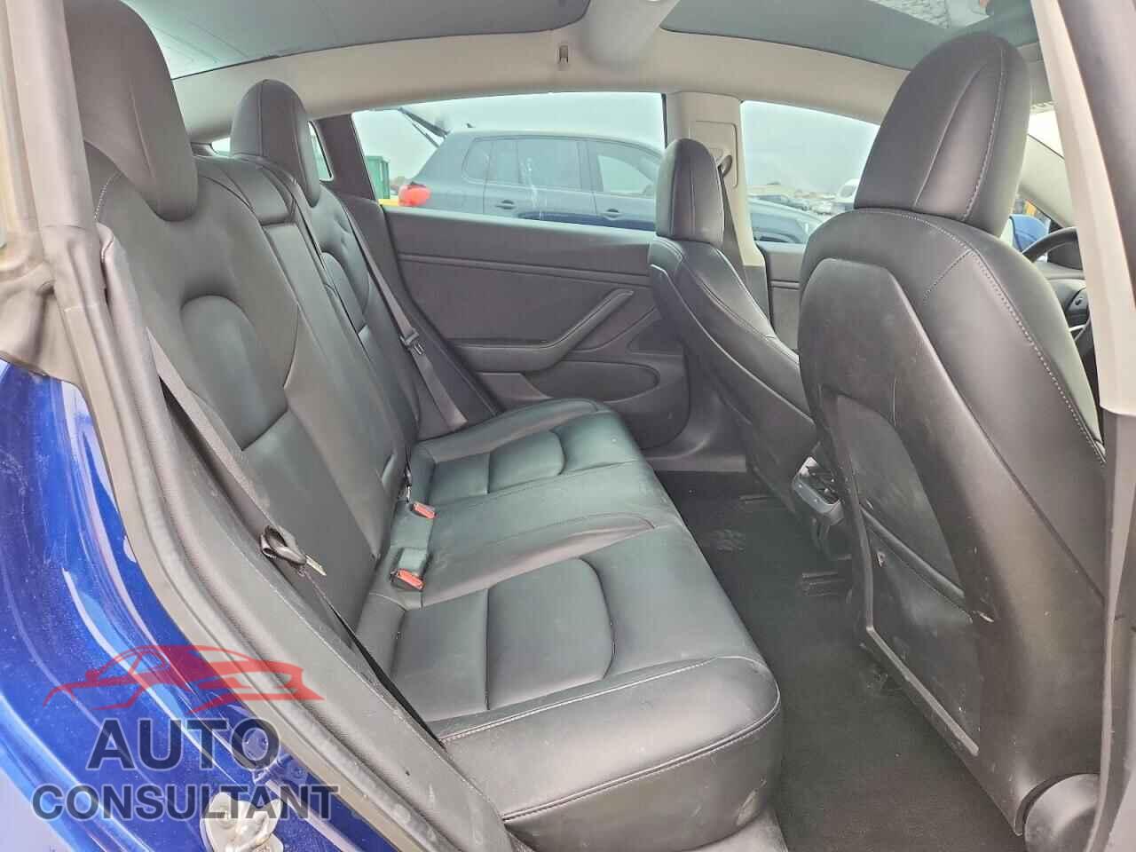 TESLA MODEL 3 2019 - 5YJ3E1EB6KF437326