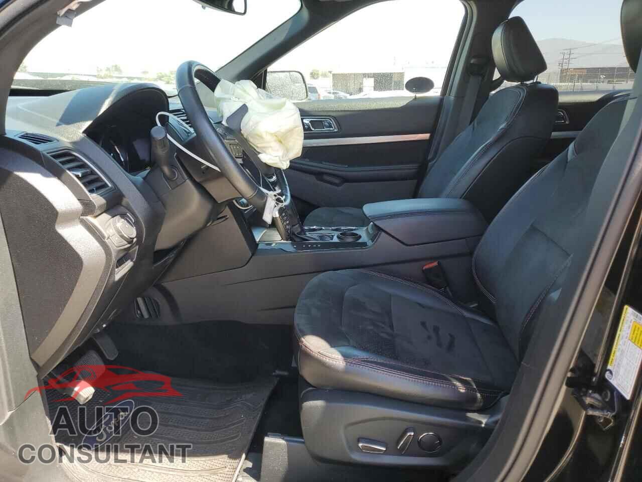 FORD EXPLORER 2018 - 1FM5K7D82JGC06210
