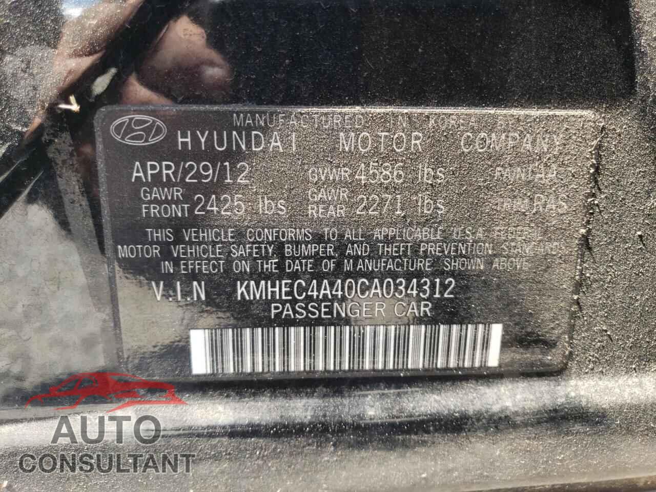 HYUNDAI SONATA 2012 - KMHEC4A40CA034312