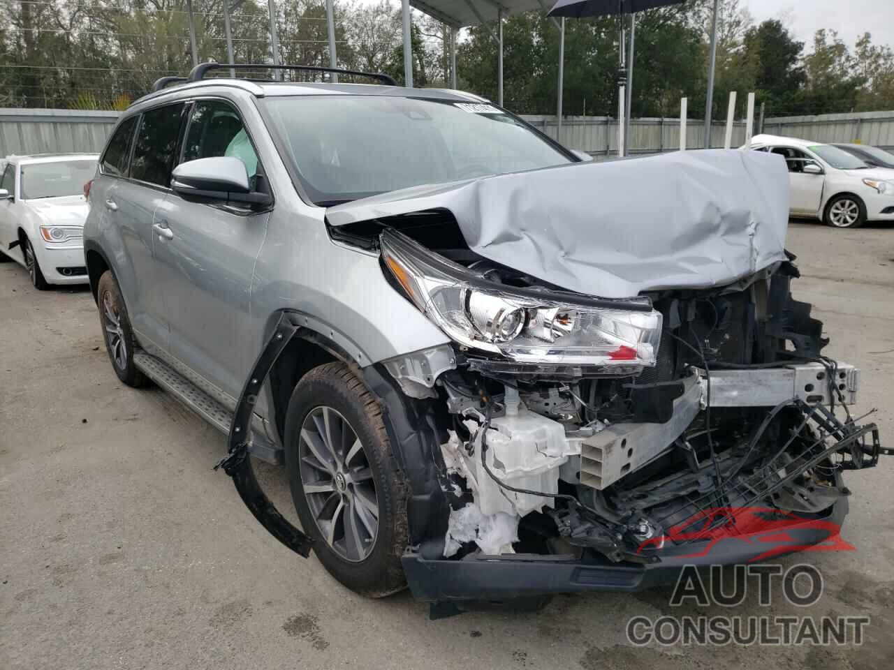 TOYOTA HIGHLANDER 2017 - 5TDKZRFH4HS516354