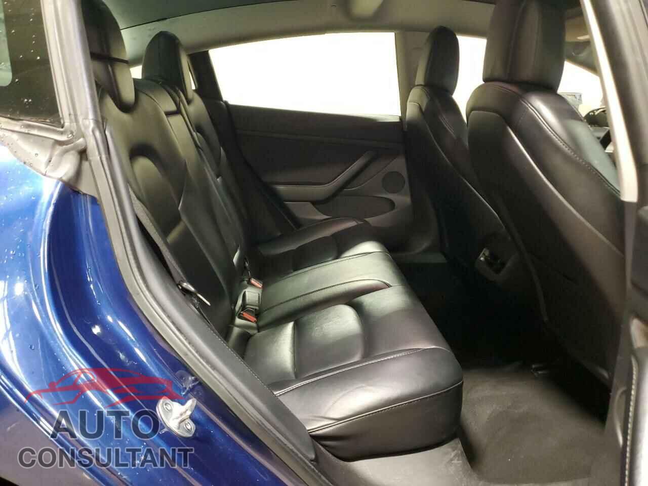 TESLA MODEL 3 2022 - 5YJ3E1EA6NF192121
