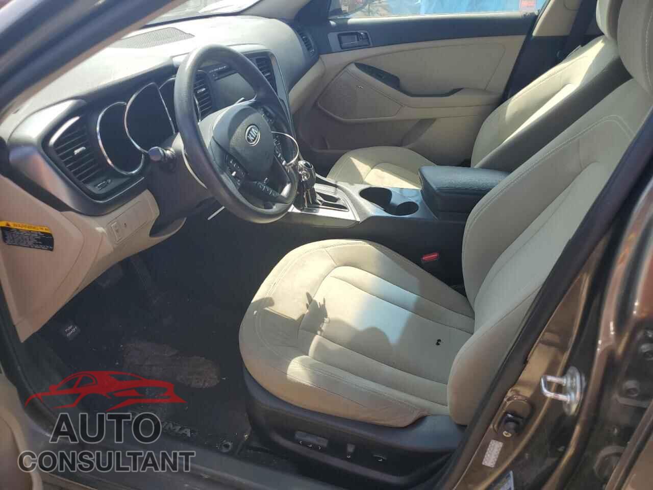 KIA OPTIMA 2011 - KNAGM4A70B5100754