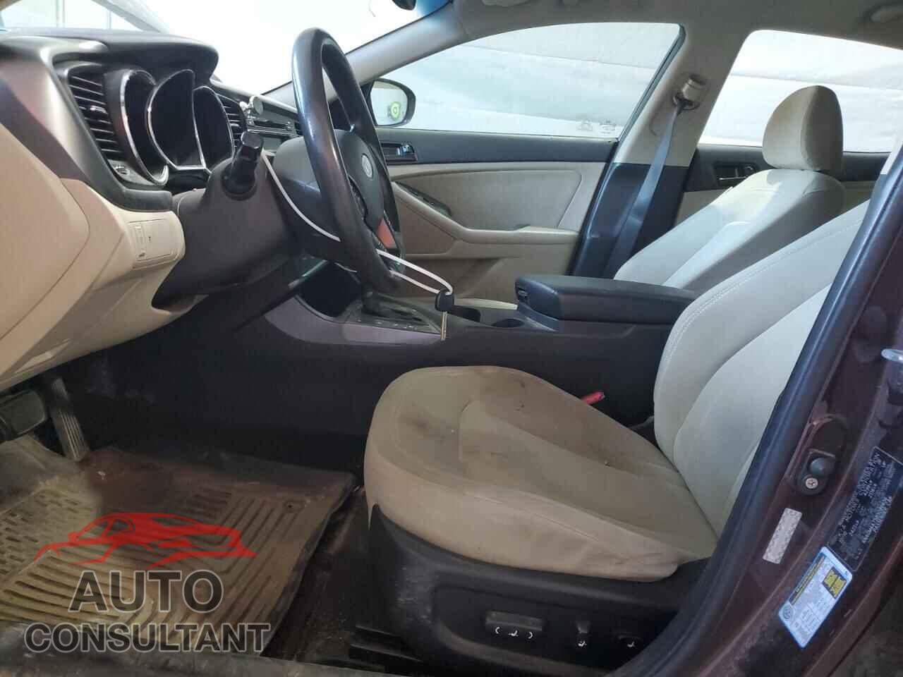 KIA OPTIMA 2011 - KNAGM4A75B5086656