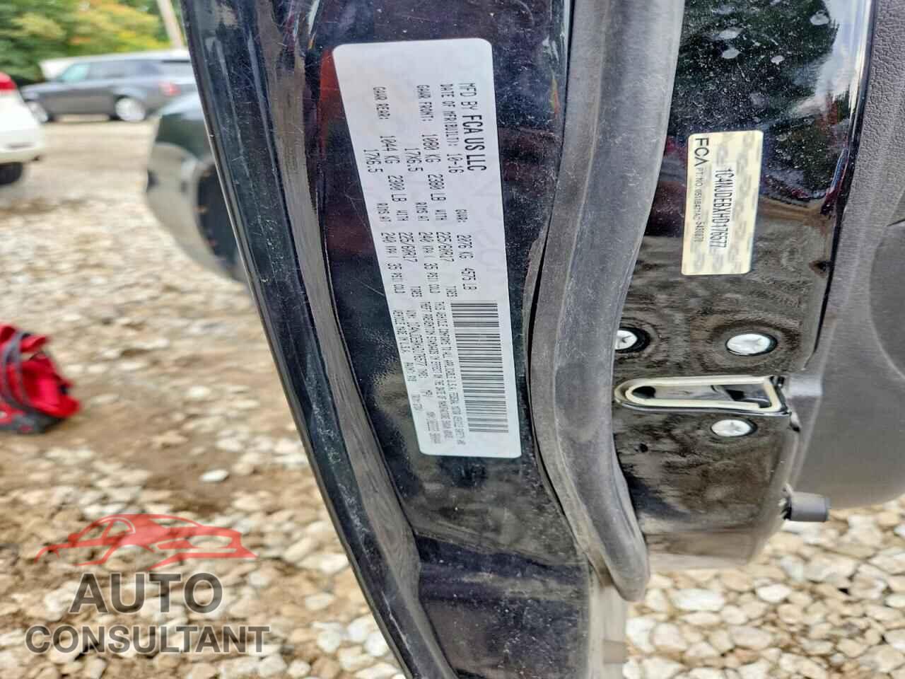 JEEP COMPASS 2017 - 1C4NJDEBXHD176577