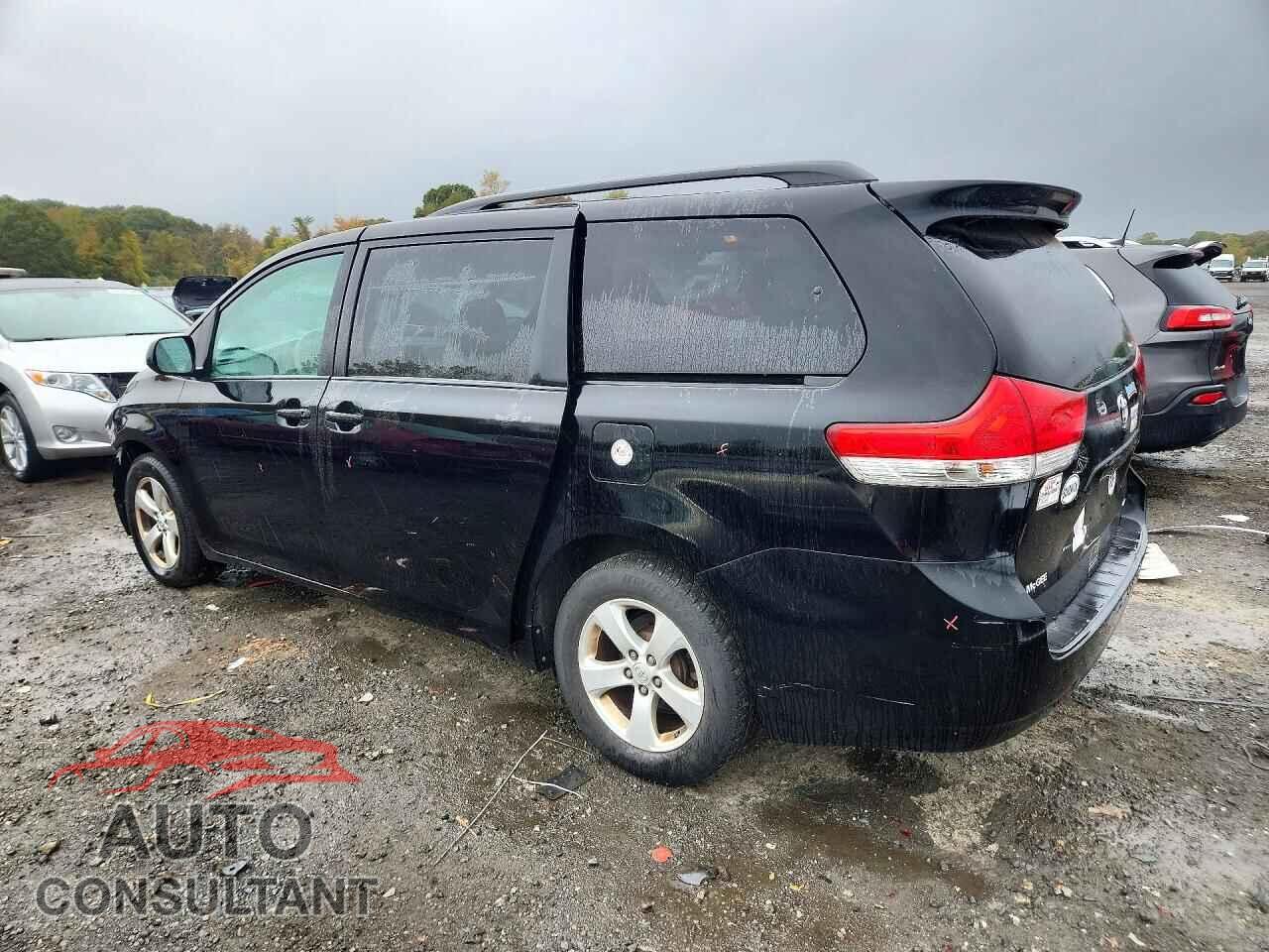 TOYOTA SIENNA 2013 - 5TDKK3DC8DS342470