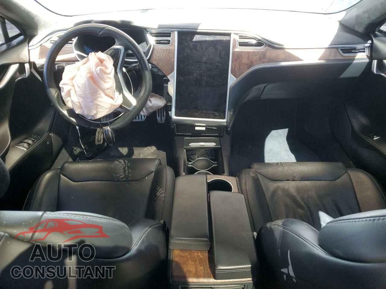 TESLA MODEL S 2016 - 5YJSA1E46GF168132