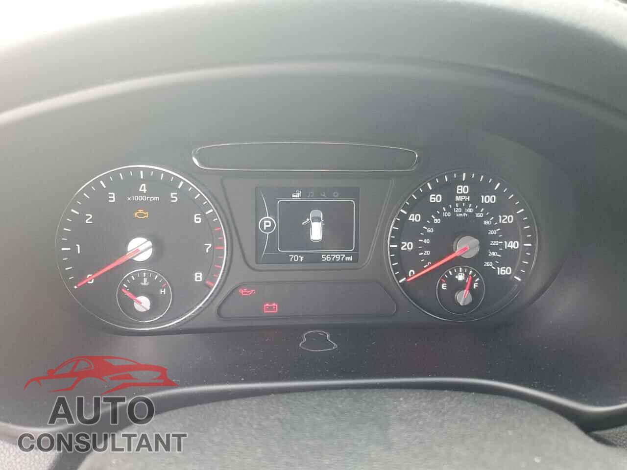 KIA SORENTO 2017 - 5XYPGDA33HG322566
