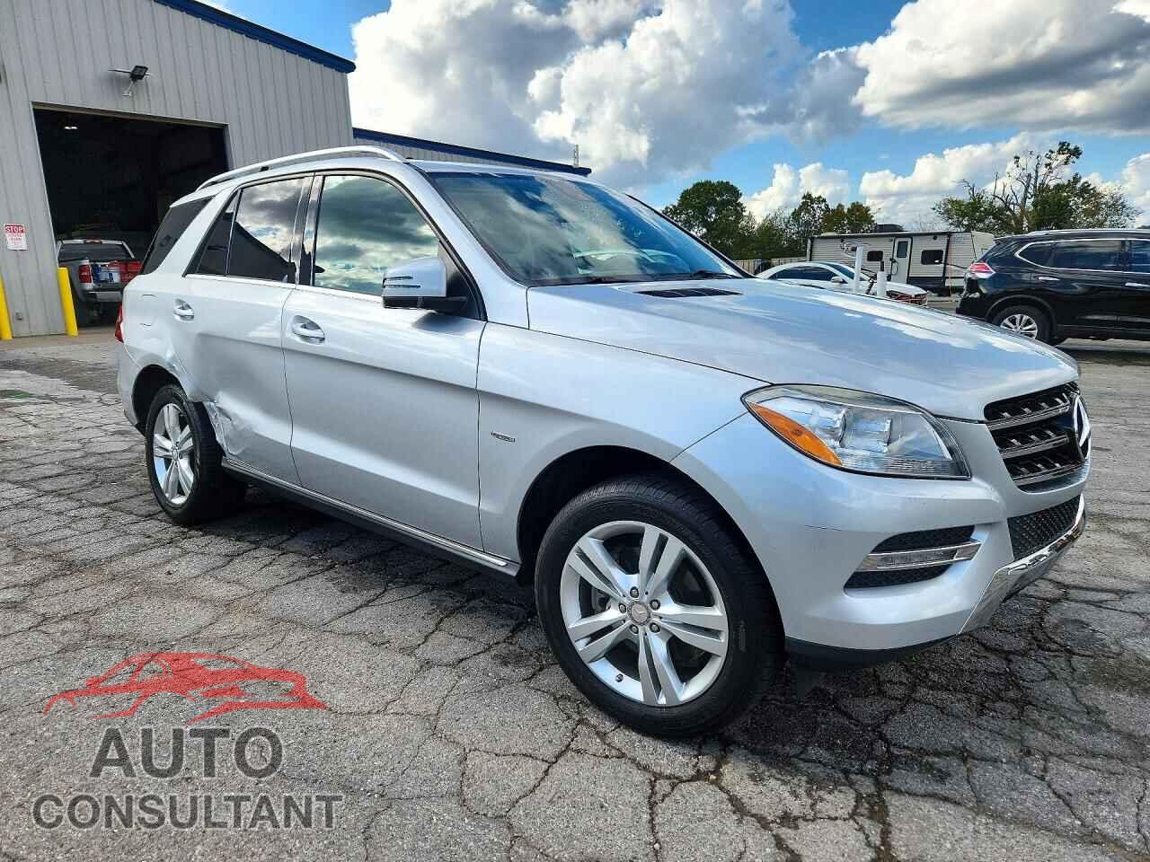 MERCEDES-BENZ M-CLASS 2012 - 4JGDA5HB3CA004460