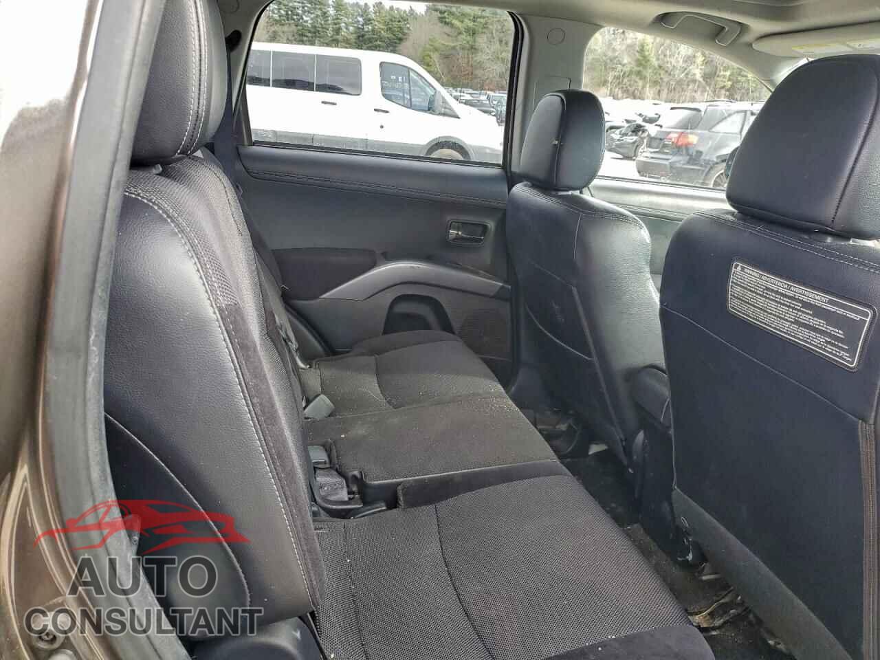 MITSUBISHI OUTLANDER 2012 - JA4AS3AW4CU000237