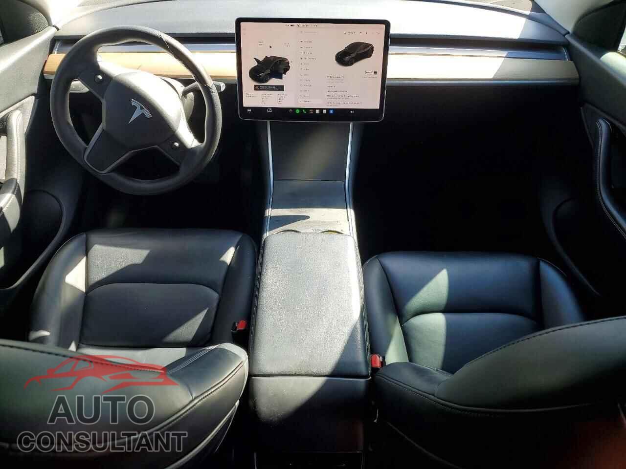 TESLA MODEL Y 2020 - 5YJYGDEE3LF043389