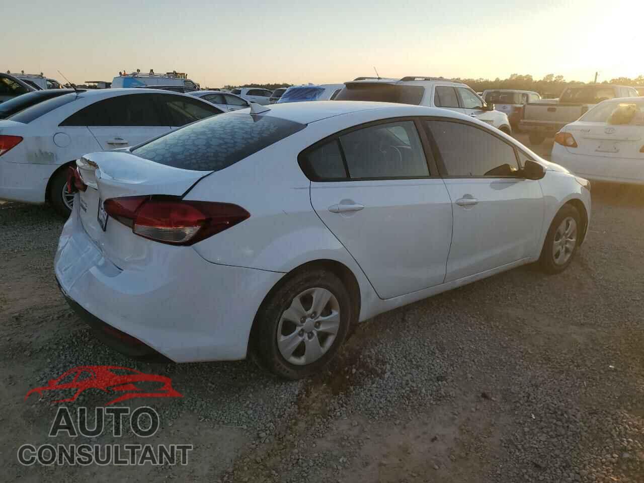 KIA FORTE 2017 - 3KPFK4A73HE043760