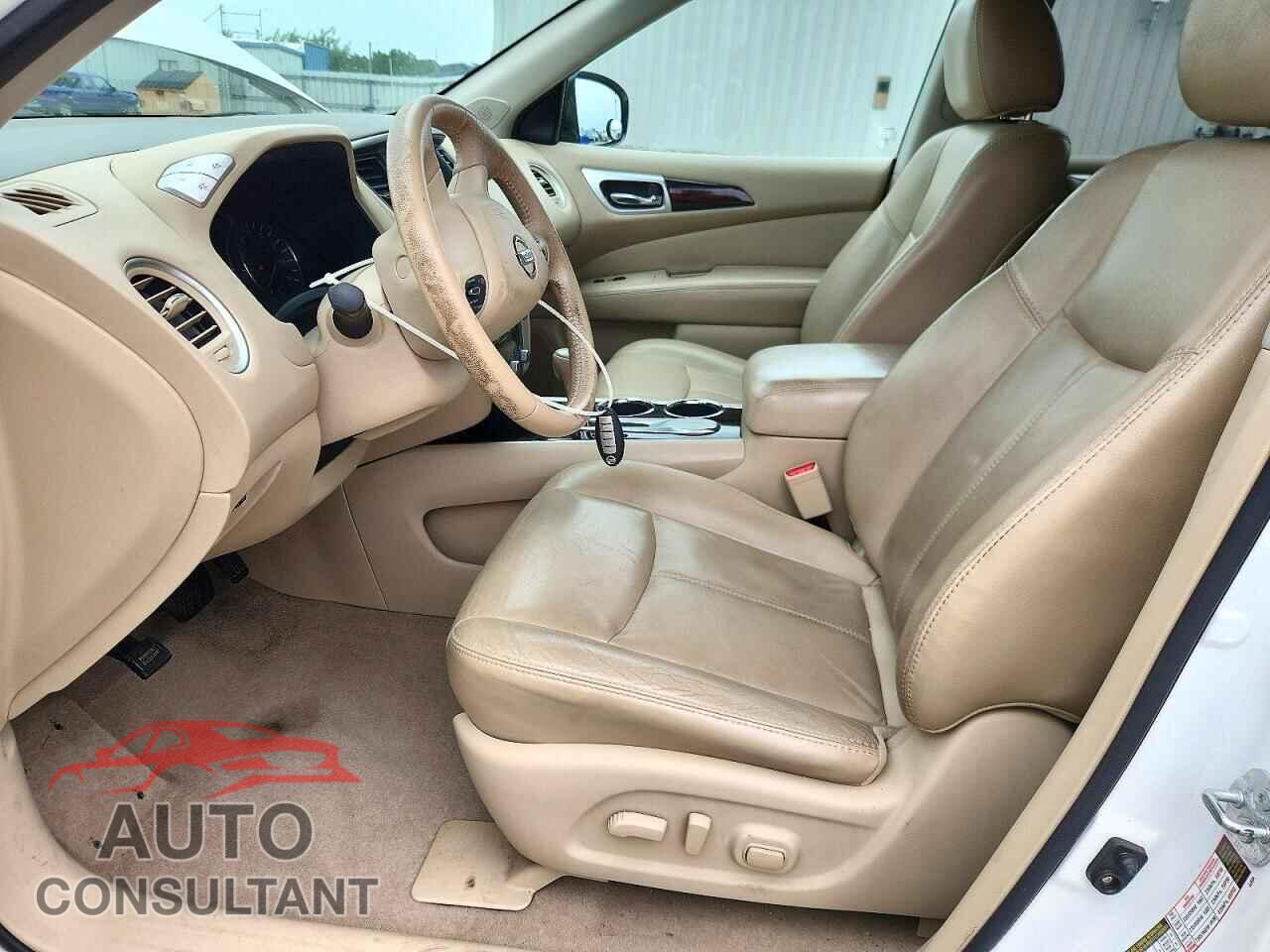 NISSAN PATHFINDER 2014 - 5N1AR2MNXEC610663