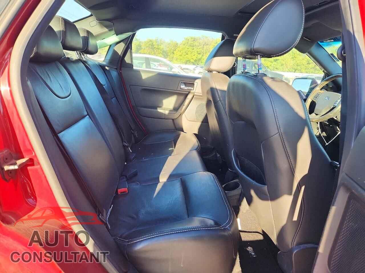 FORD FOCUS 2009 - 1FAHP36N49W194213