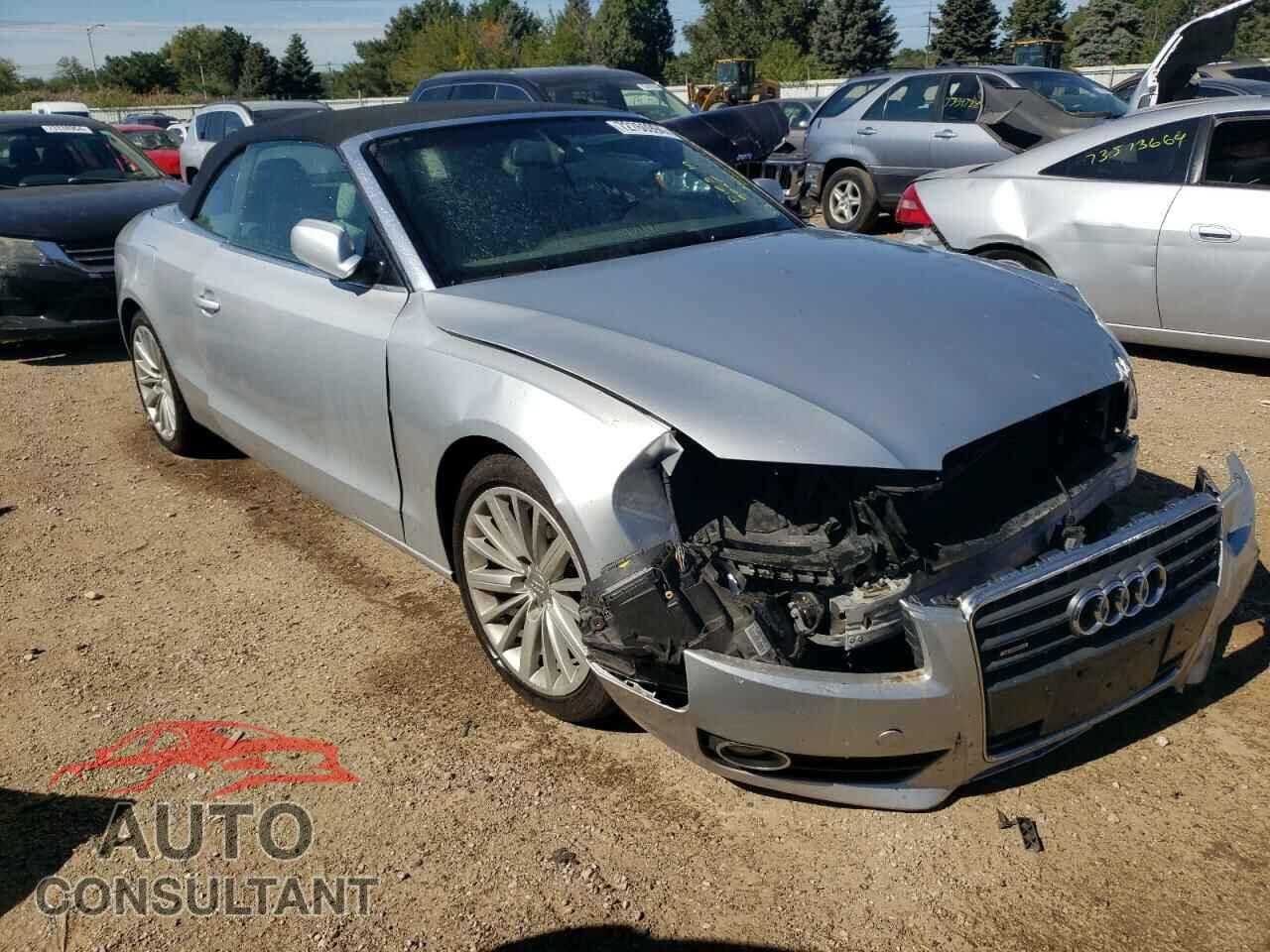 AUDI A5 2012 - WAULFAFH8CN009158