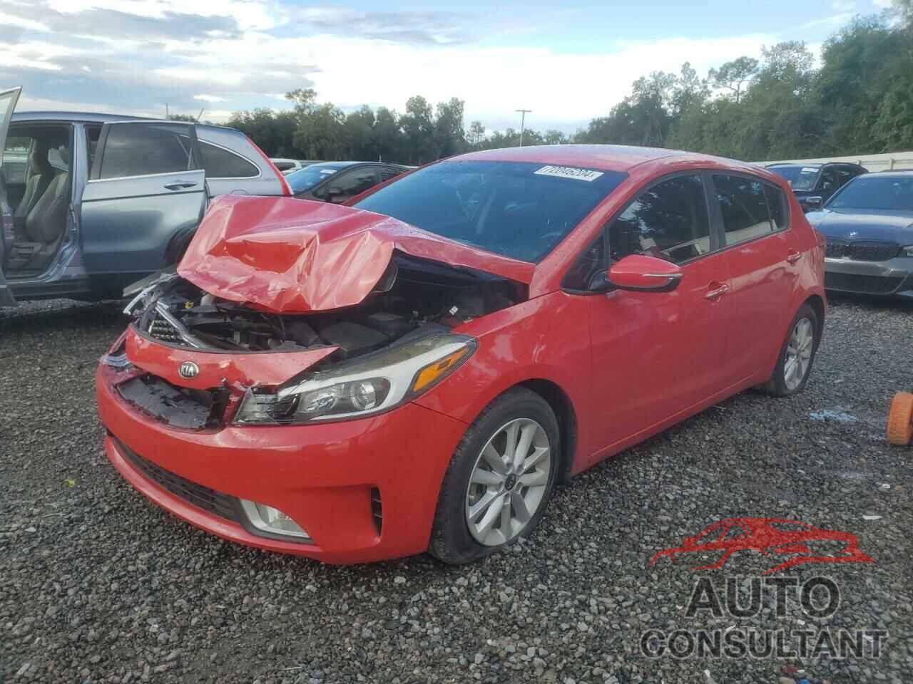 KIA FORTE 2017 - KNAFK5A81H5715449