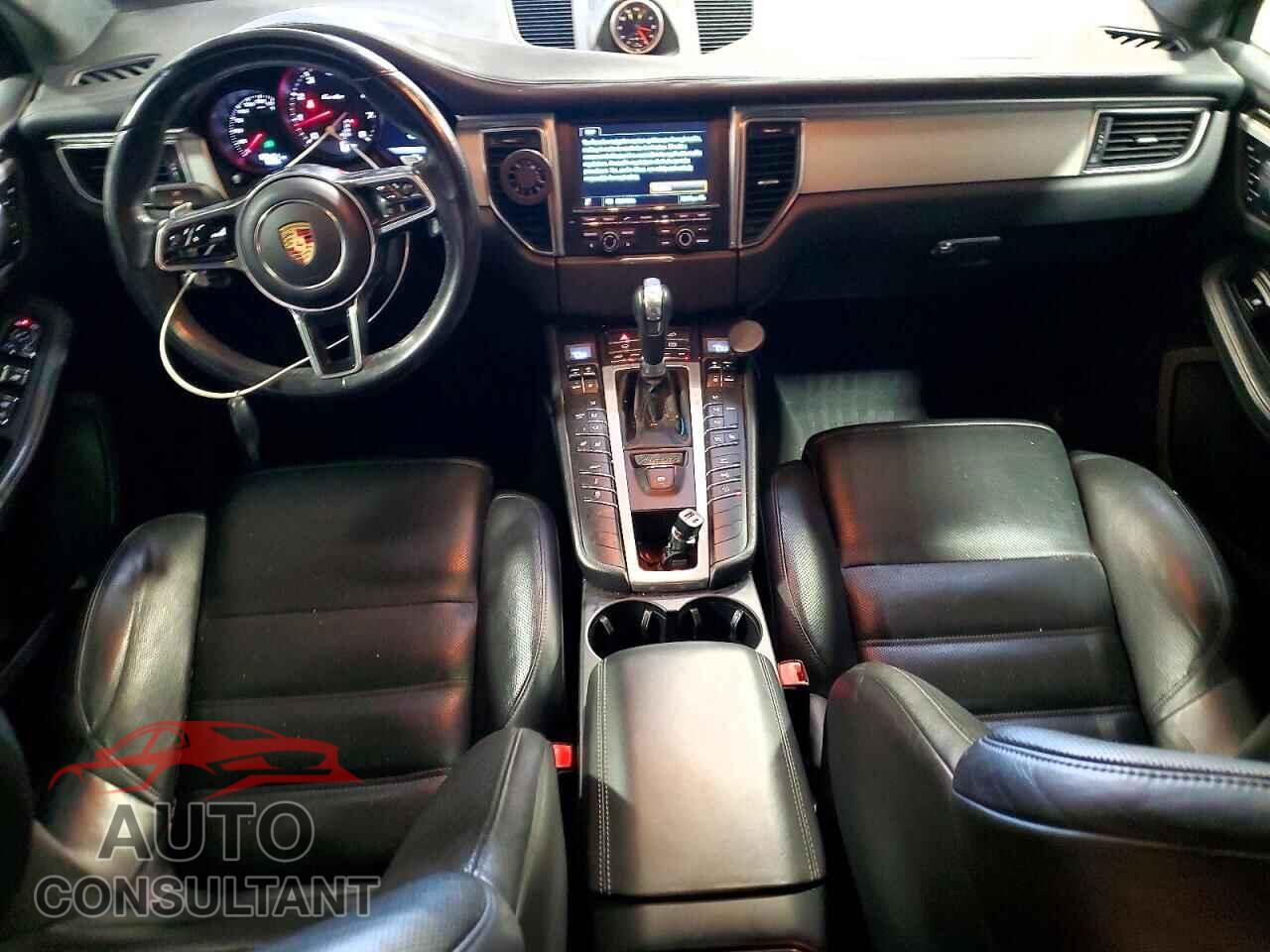 PORSCHE MACAN 2016 - WP1AF2A56GLB92086