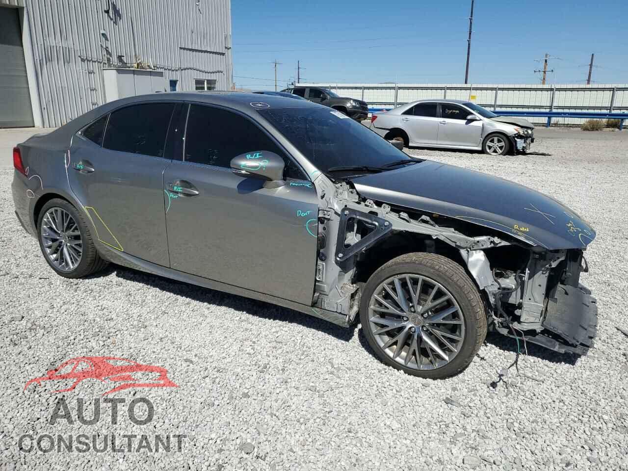 LEXUS IS 2018 - JTHC81D26J5029352