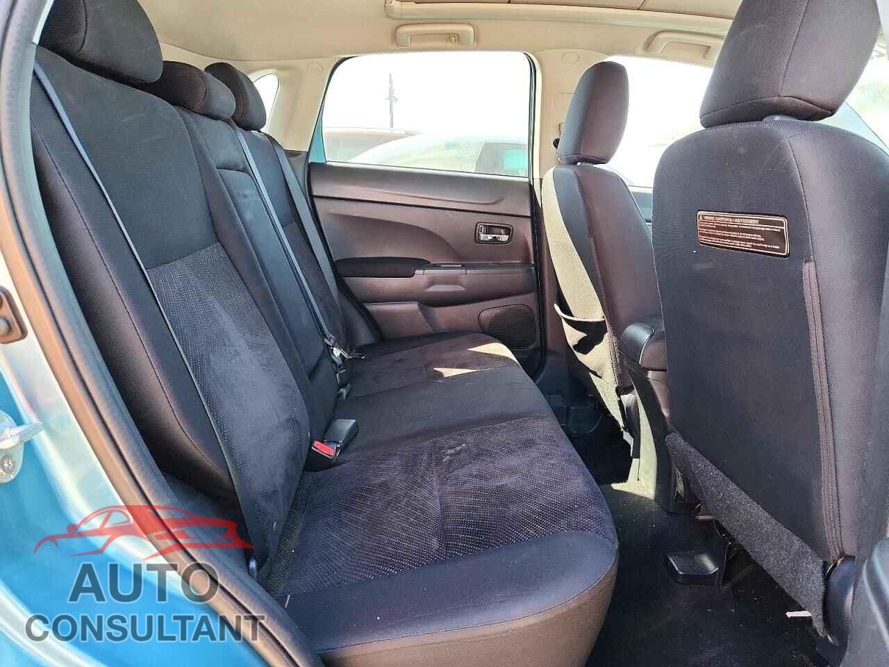MITSUBISHI OUTLANDER 2013 - 4A4AP4AU0DE009095