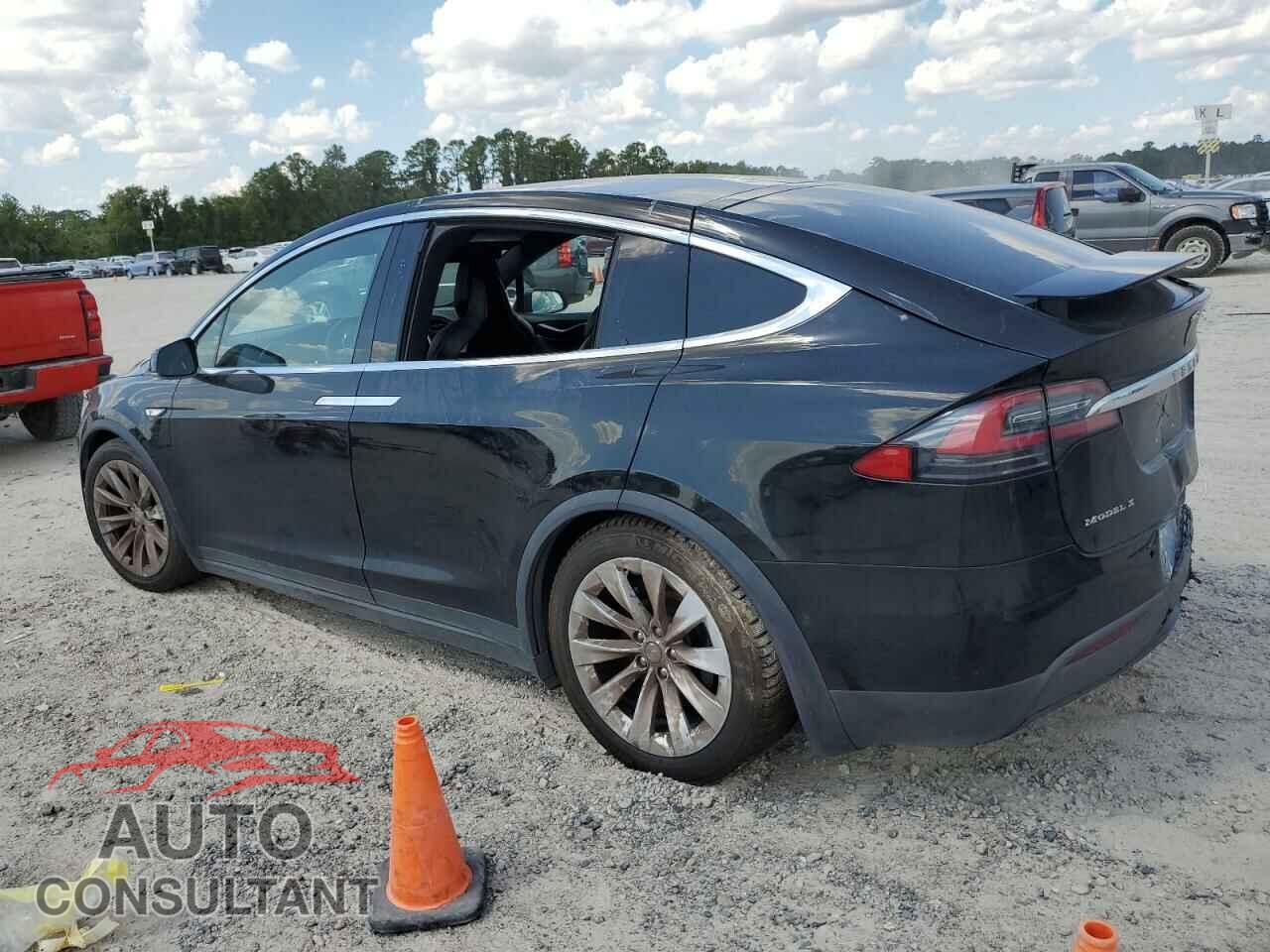 TESLA MODEL X 2016 - 5YJXCBE22GF012982