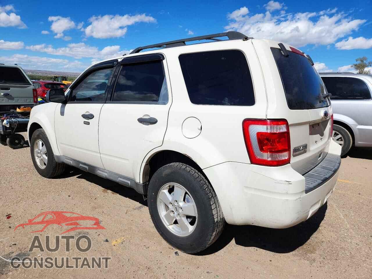 FORD ESCAPE 2010 - 1FMCU9D70AKB43626