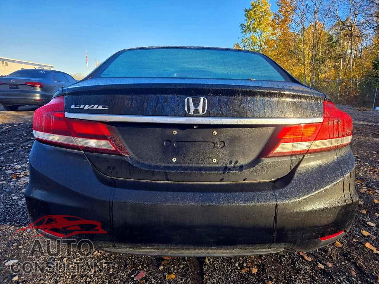 HONDA CIVIC 2013 - 2HGFB2F55DH043268