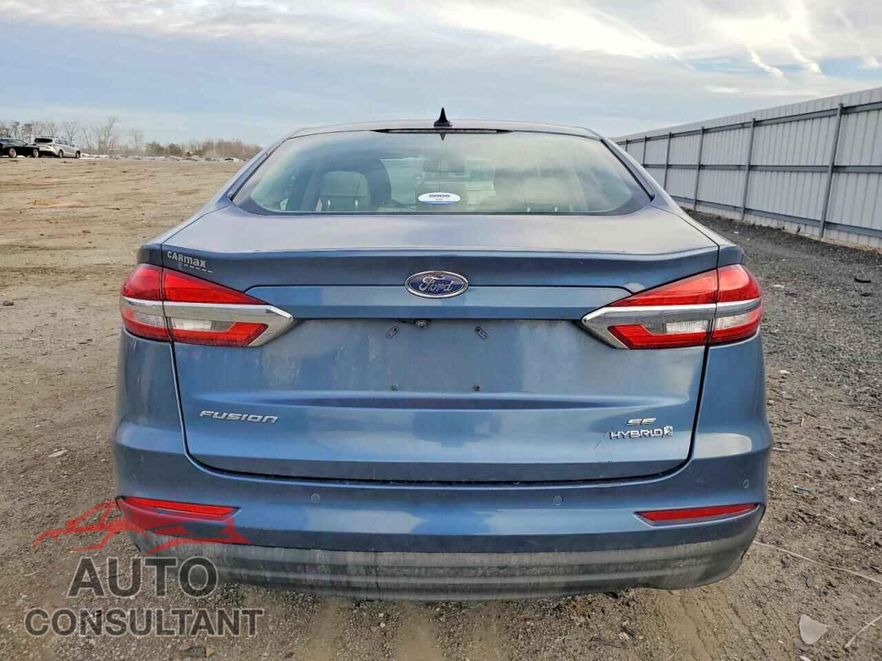 FORD FUSION 2019 - 3FA6P0LUXKR185042