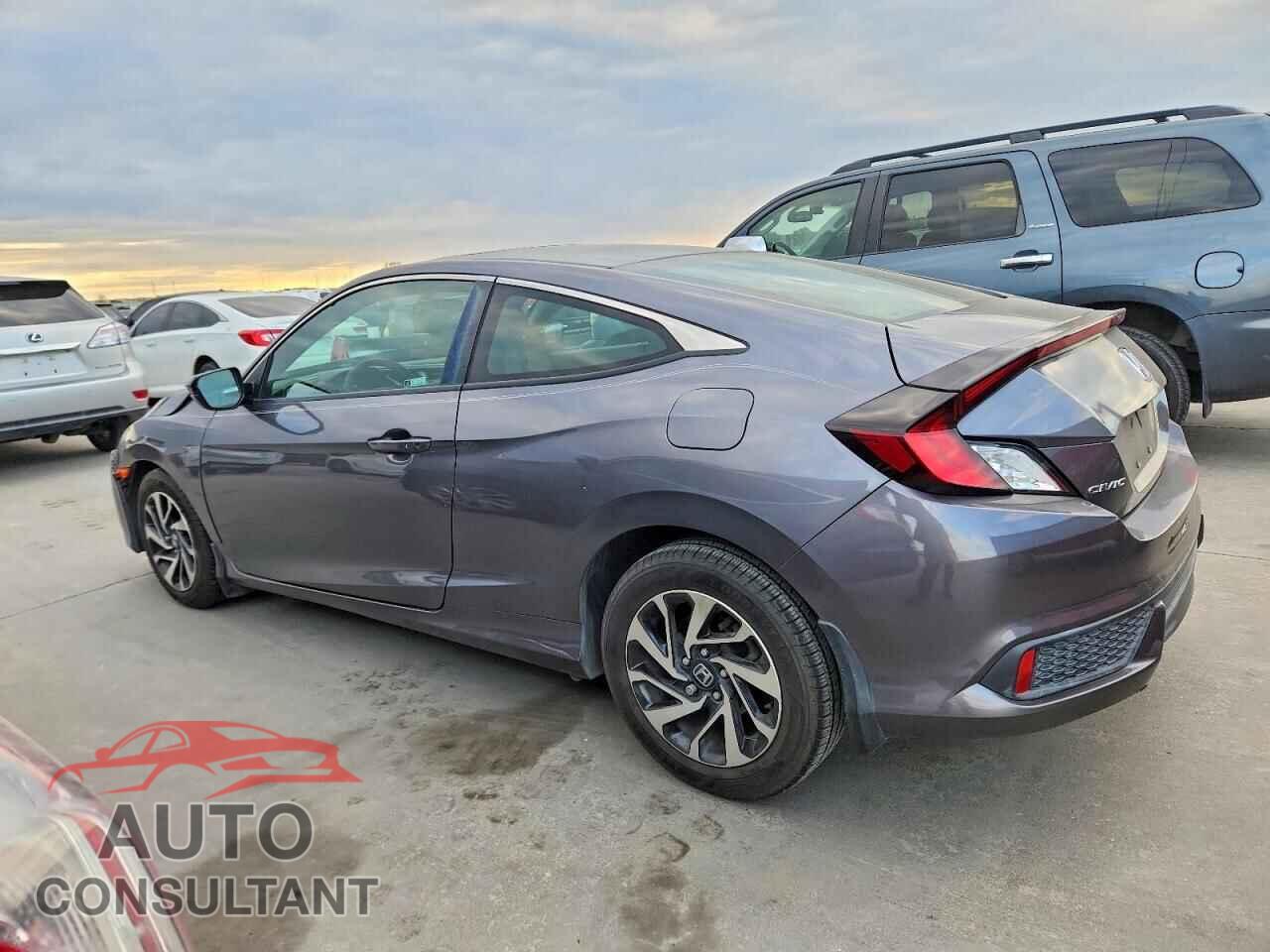 HONDA CIVIC 2018 - 2HGFC4B03JH305707