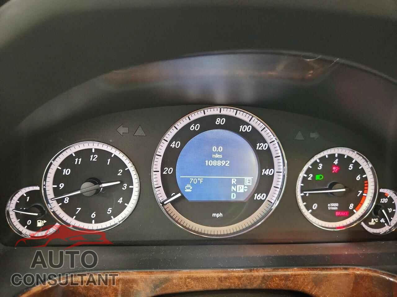 MERCEDES-BENZ E-CLASS 2011 - WDDHF8HBXBA387780