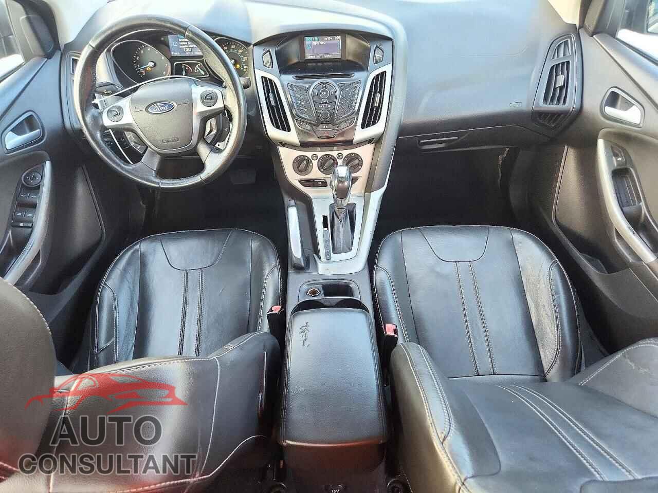 FORD FOCUS 2013 - 1FADP3F27DL325939