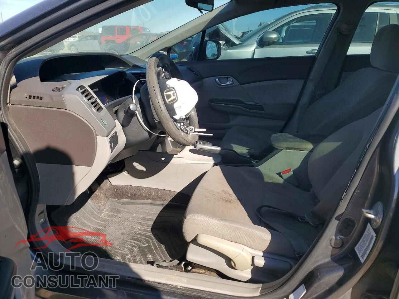 HONDA CIVIC 2012 - 2HGFB2F86CH546221