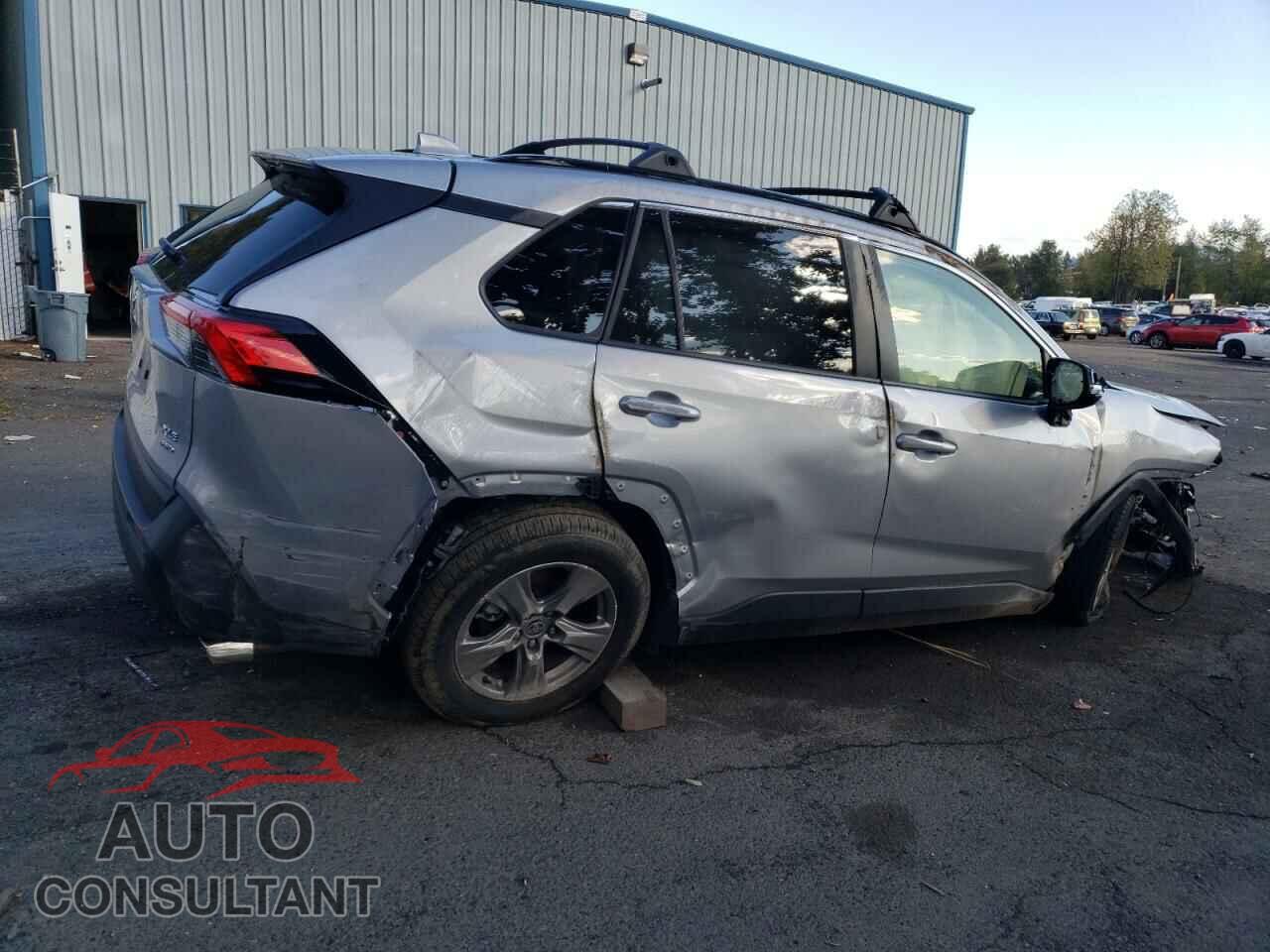 TOYOTA RAV4 2023 - JTMP1RFV0PD094452
