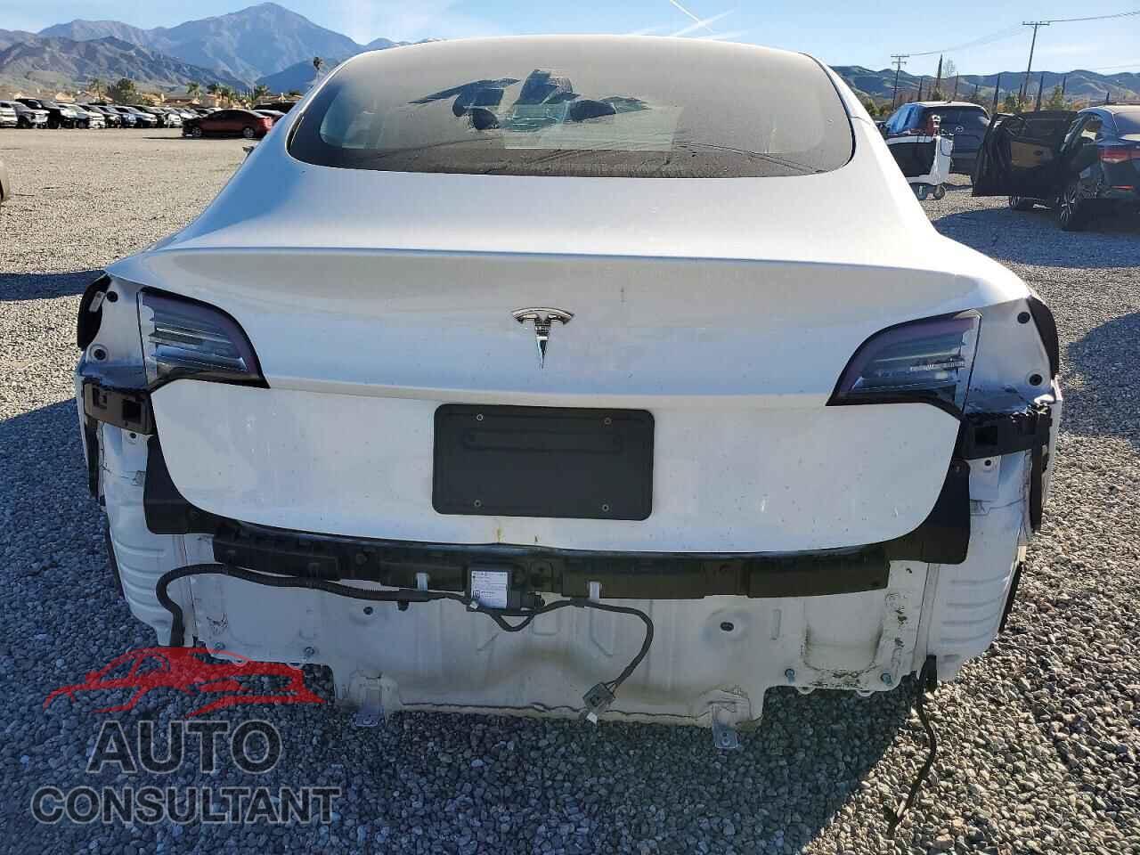 TESLA MODEL 3 2021 - 5YJ3E1EA4MF027411